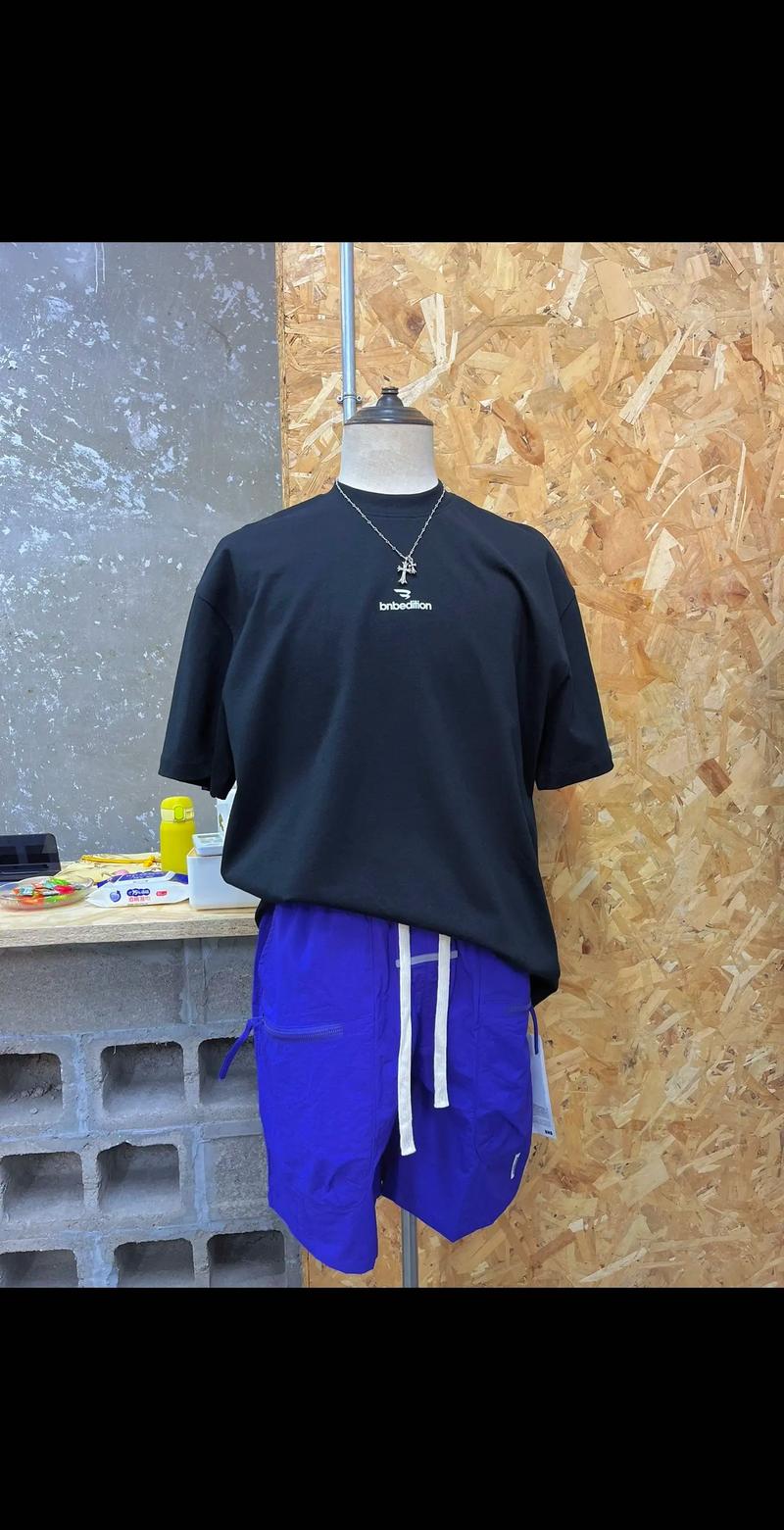 服饰潮流趋势解读：如何让「鑫鑫富贵」品牌焕发出独特魅力？